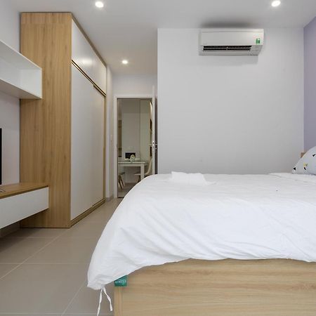 Vivian Villa & Apartment By My Khe Beach Da Nang Buitenkant foto
