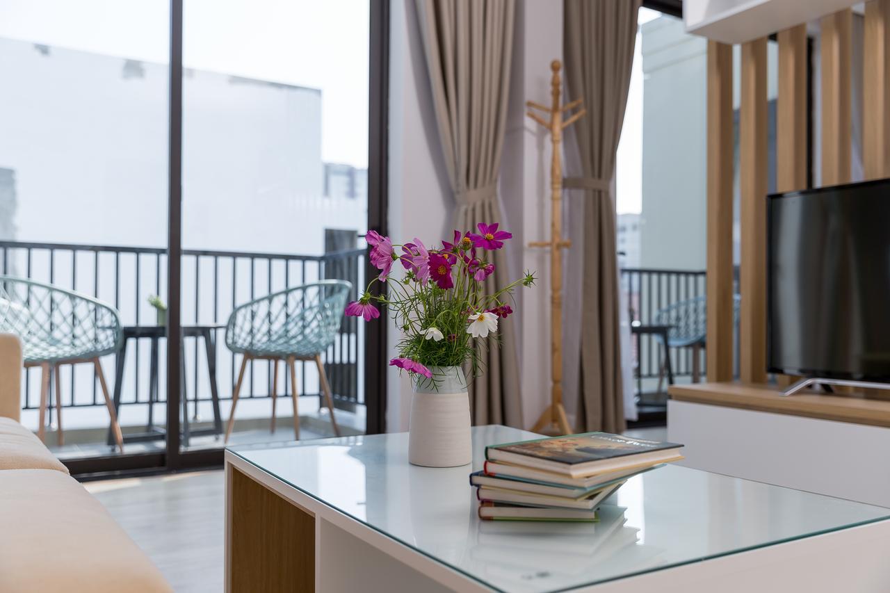 Vivian Villa & Apartment By My Khe Beach Da Nang Buitenkant foto