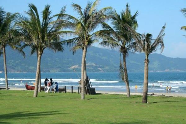 Vivian Villa & Apartment By My Khe Beach Da Nang Buitenkant foto
